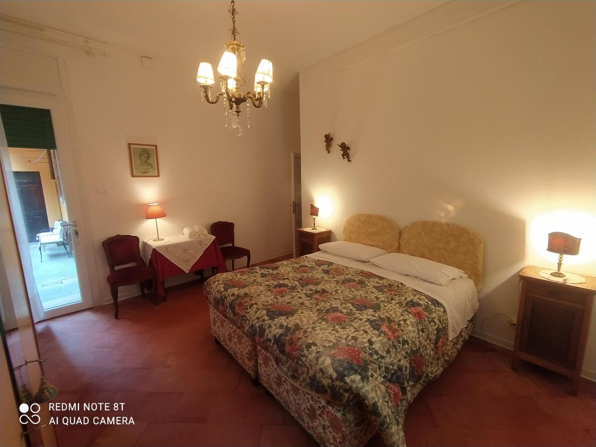 Casa Gialla Venice Room photo